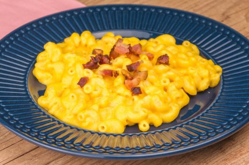 O truque dos chefs: receita de macarrão com cheddar e bacon cremoso